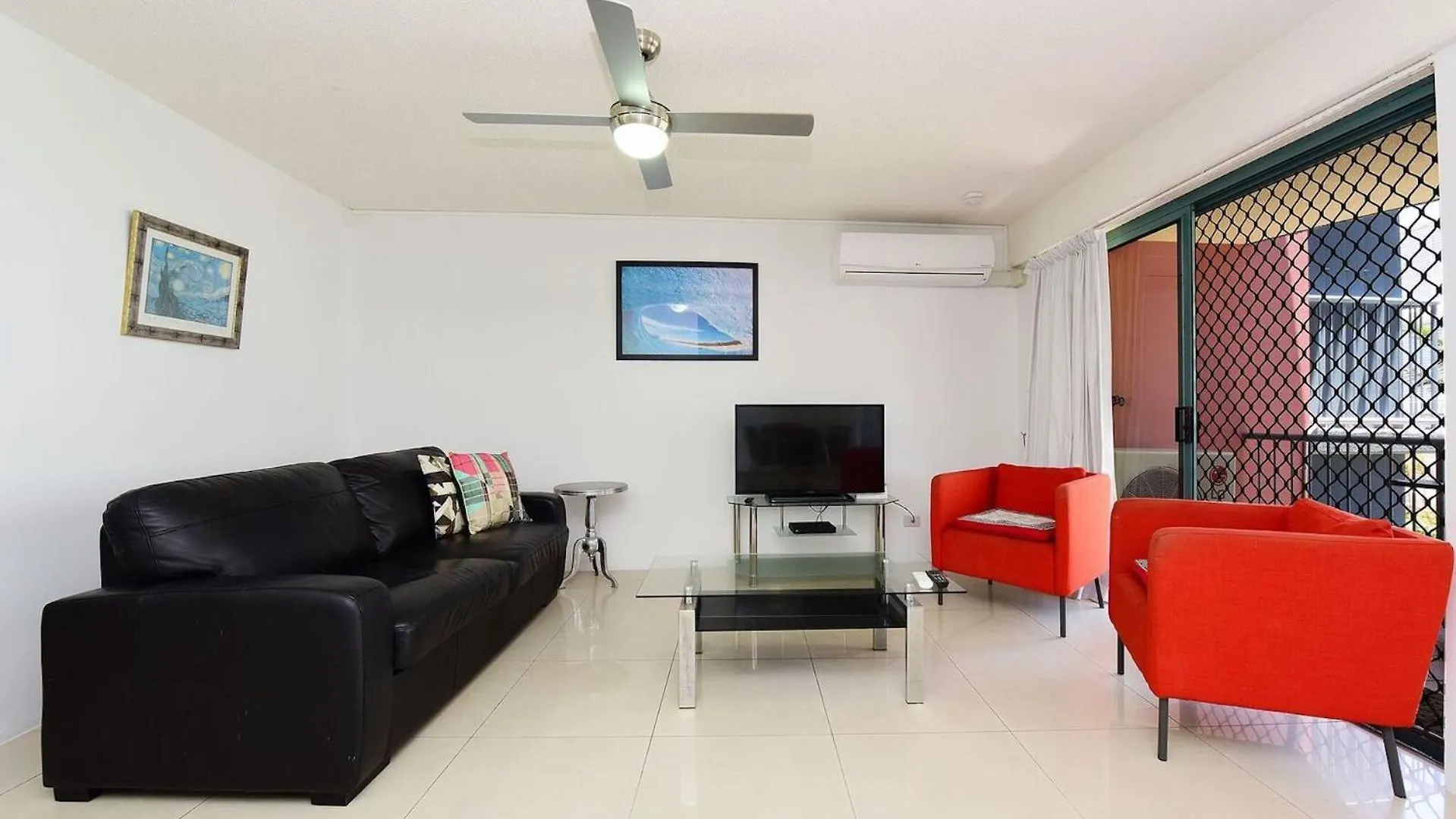 Lindomare Unit 12, 11 Orvieto Tce, Kings Beach Καλούντρα